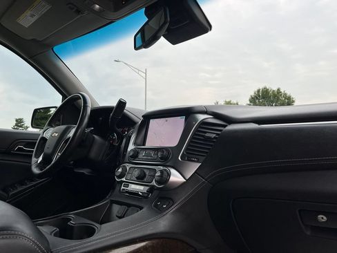 Used 2015 Chevrolet Tahoe LT AWD/4WD image 36