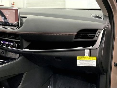 New 2026 Nissan Rogue SV AWD/4WD image 33