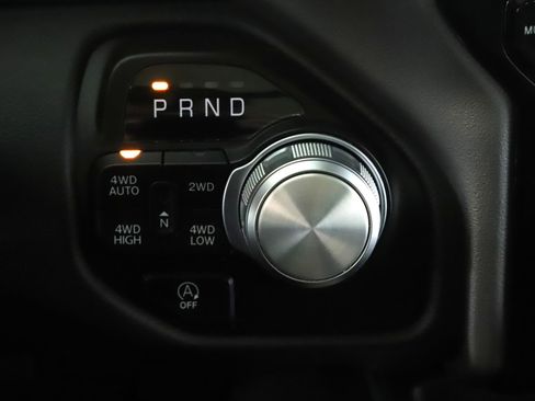 Used 2023 RAM 1500 Laramie AWD/4WD image 17