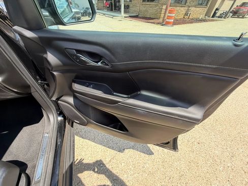 Used 2023 GMC Acadia SLT AWD/4WD image 15