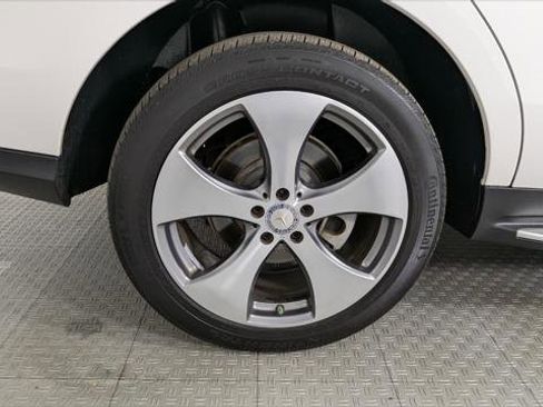 Used 2016 Mercedes-Benz GLE 350 w/ Premium Package image 34