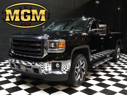 Used 2015 GMC Sierra 1500 SLT w/ SLT Crew Cab Value Package AWD/4WD image 1