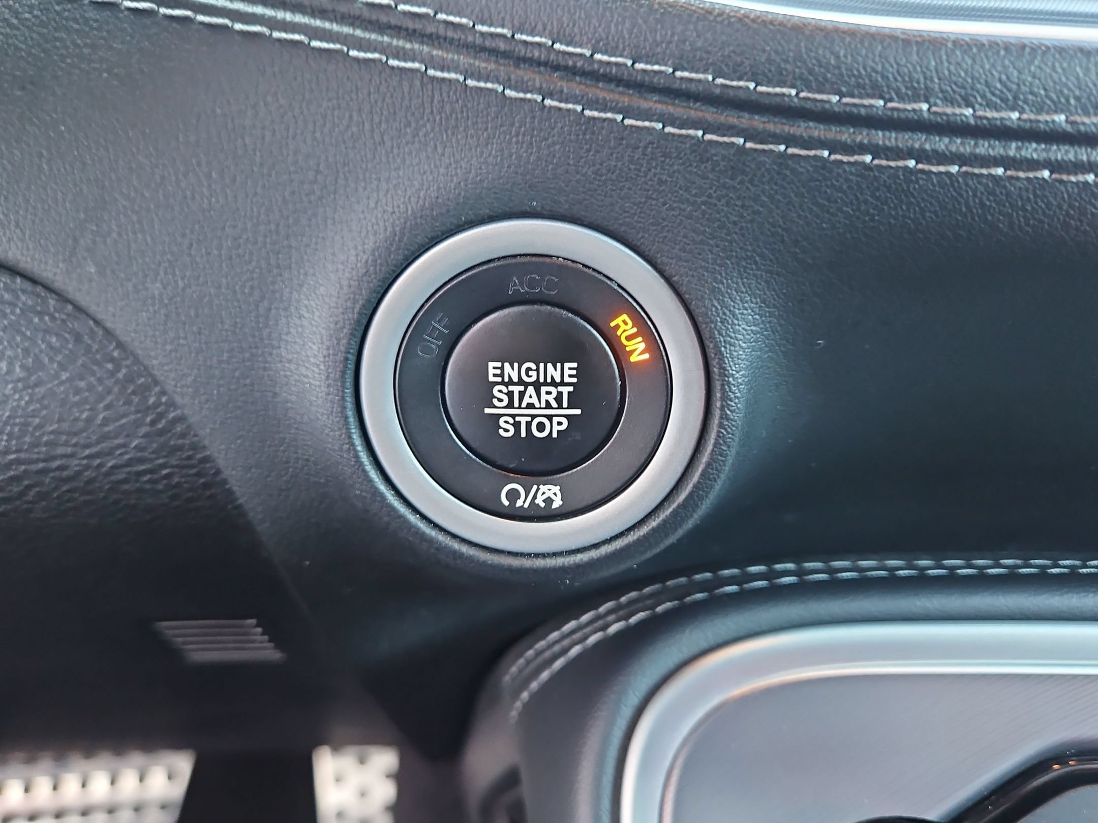 Used 2021 Dodge Challenger R/T Scat Pack RWD image 15