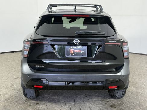 Used 2026 Nissan Kicks SV w/ Cold Weather Package FWD image 6