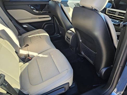 Used 2025 Lincoln Corsair AWD w/ Equipment Group 101A image 22