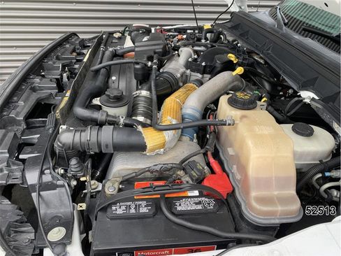 Used 2012 Ford F550 2WD Crew Cab Super Duty w/ Payload Upgrade Pkg image 13