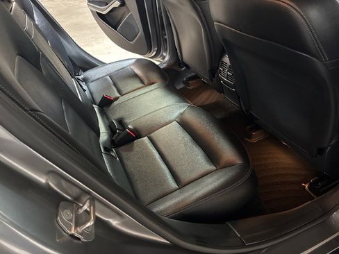 Used 2018 Mercedes-Benz GLA 250 4MATIC image 24