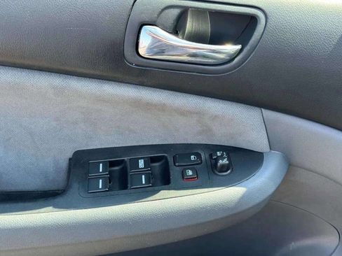 Used 2006 Honda Accord LX image 9