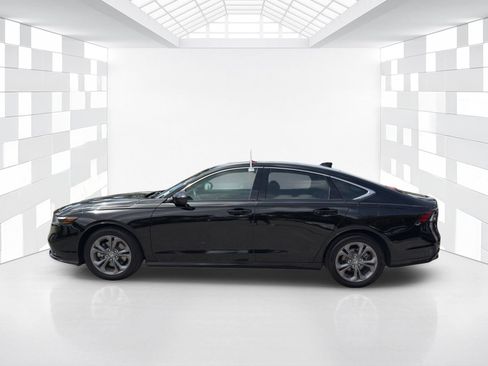 Used 2023 Honda Accord EX-L image 4