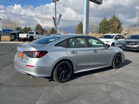 Used 2025 Honda Civic Sport image 9