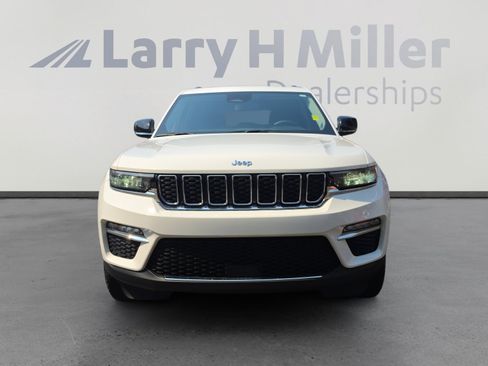 Used 2023 Jeep Grand Cherokee 4WD 4xe image 8