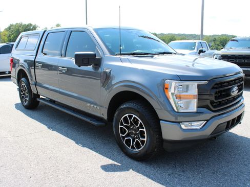 Used 2022 Ford F150 XLT w/ Equipment Group 301A Mid AWD/4WD image 4