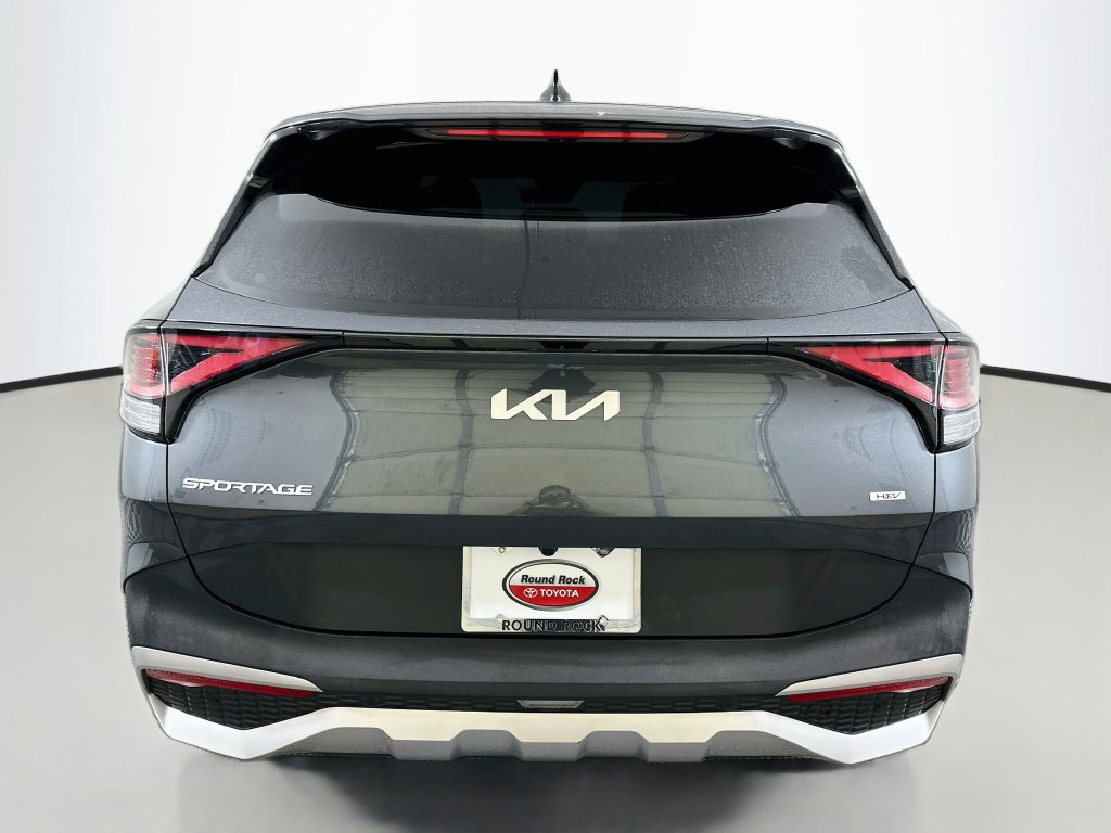 Used 2023 Kia Sportage LX AWD/4WD image 6