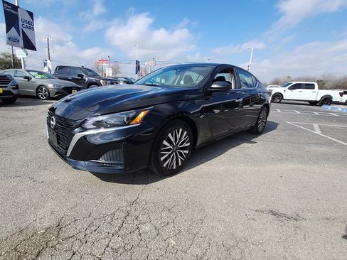 Used 2025 Nissan Altima 2.5 SV image 6