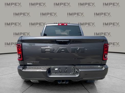 Used 2026 RAM 2500 Big Horn AWD/4WD image 4