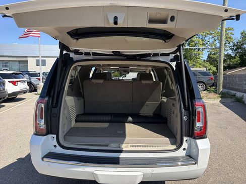 Used 2016 GMC Yukon XL Denali w/ Open Road Package AWD/4WD image 38