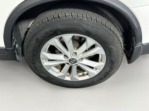 Used 2018 Nissan Rogue S w/ S Value Package AWD/4WD image 11
