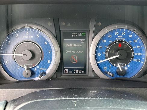 Used 2020 Toyota Sienna XLE Premium FWD image 24