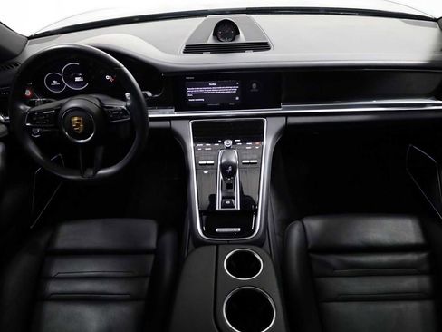 Used 2023 Porsche Panamera 4 image 26