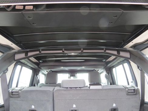 Used 2025 Jeep Wrangler Unlimited Sahara w/ Safety Group image 13