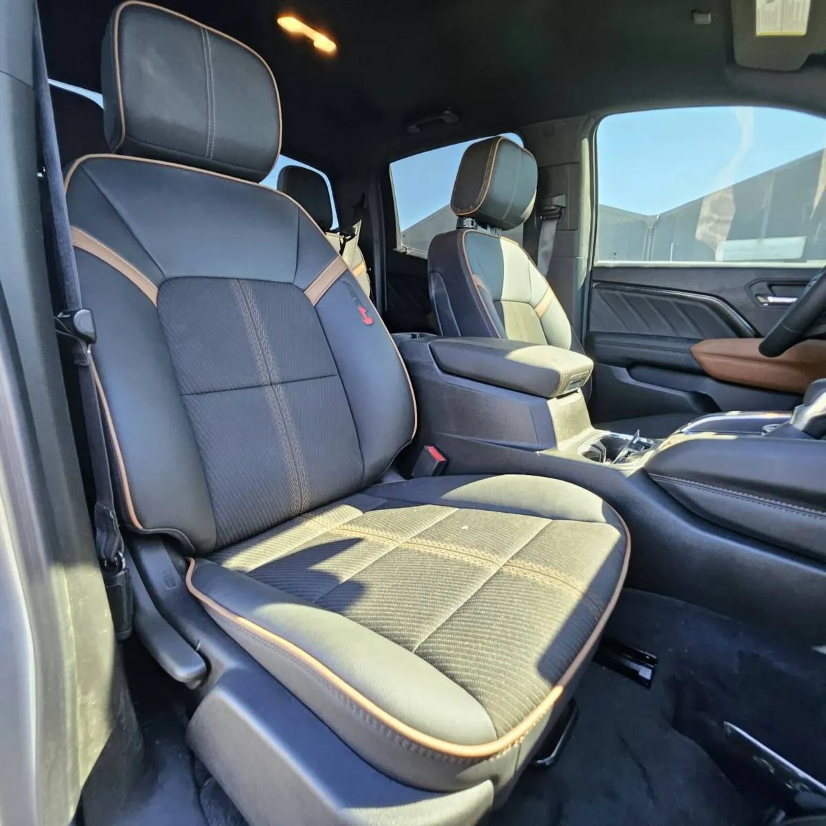 Used 2026 GMC Canyon AT4 AWD/4WD image 18