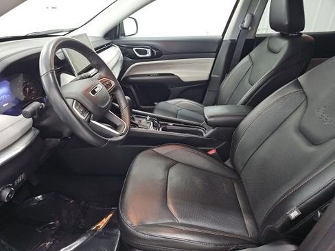 Used 2022 Jeep Compass Limited image 22