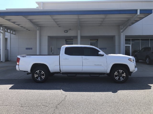 Used 2018 Toyota Tacoma TRD Sport RWD image 9