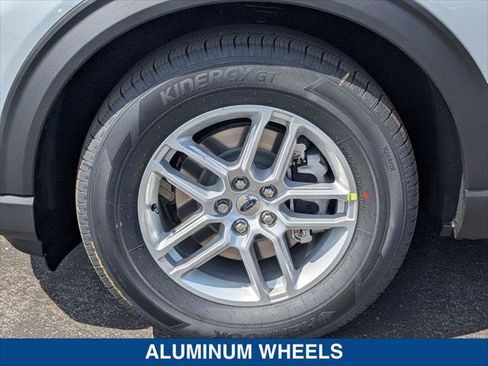 New 2026 Ford Explorer Active image 9