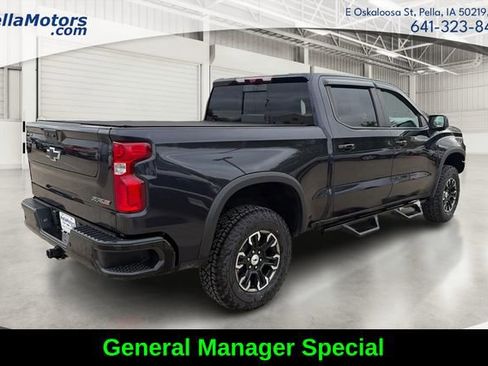 Used 2024 Chevrolet Silverado 1500 ZR2 w/ Technology Package AWD/4WD image 3