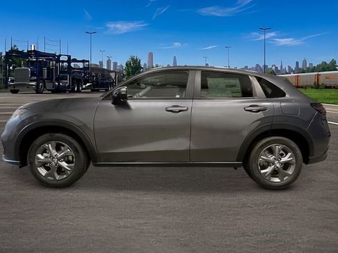 New 2027 Honda HR-V LX image 2