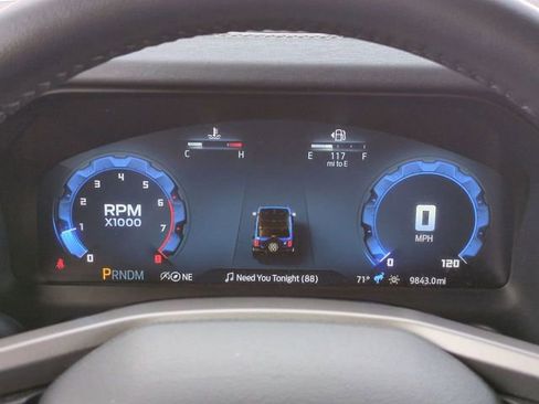 Used 2025 Ford Bronco Badlands image 27