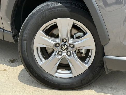 Used 2025 Toyota RAV4 XLE FWD image 2
