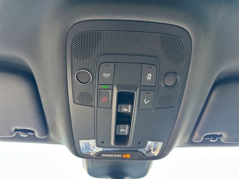 New 2025 Audi Q3 2.0T Premium image 26