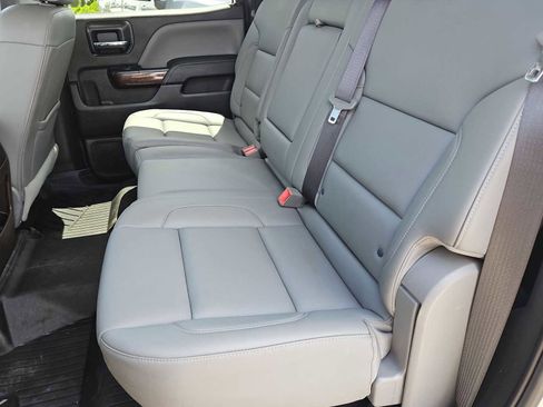 Used 2018 GMC Sierra 1500 SLT AWD/4WD image 36