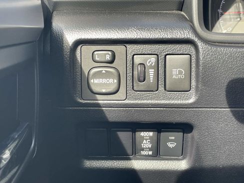 Used 2024 Toyota 4Runner SR5 AWD/4WD image 19