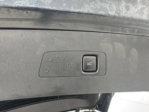 Used 2020 Lincoln Corsair Reserve image 16