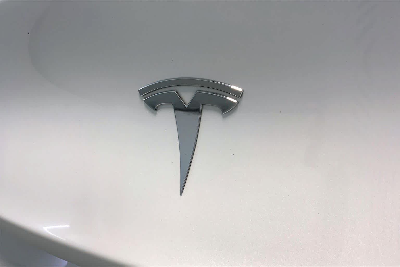 Used 2022 Tesla Model Y Long Range AWD/4WD image 9