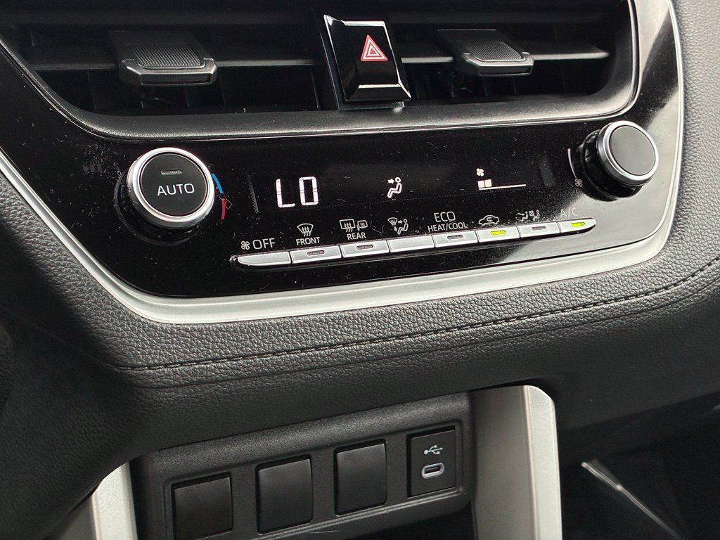 Used 2025 Toyota Corolla Cross AWD Hybrid image 23