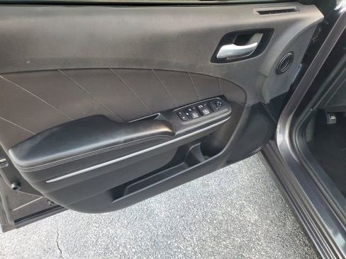 Used 2022 Dodge Charger SXT image 16