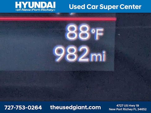 Used 2026 Hyundai Santa Fe SEL FWD image 39