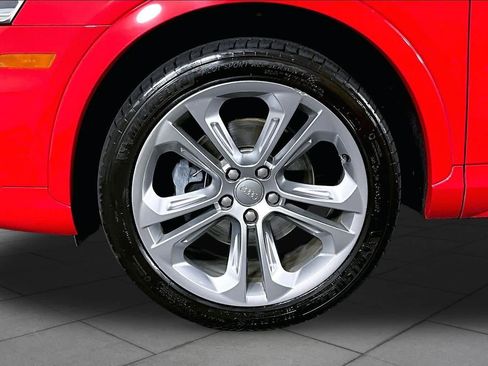 Used 2018 Audi Q3 2.0T Premium FWD image 10