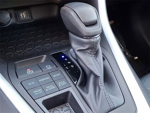 Certified 2023 Toyota RAV4 XLE image 18