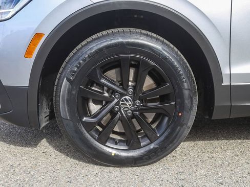 Used 2024 Volkswagen Tiguan S FWD image 10