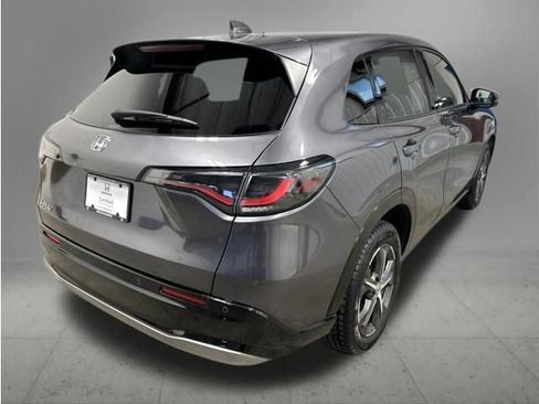 Used 2025 Honda HR-V EX-L image 6
