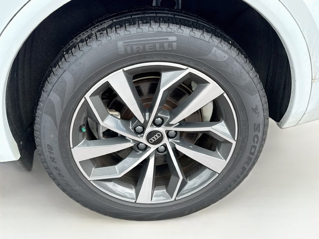 Certified 2023 Audi Q5 2.0T Premium Plus AWD/4WD image 34