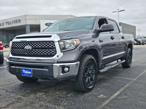 Used 2020 Toyota Tundra SR5 w/ SR5 Upgrade Package image 2