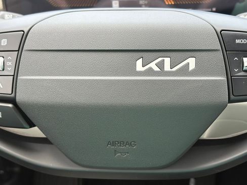New 2026 Kia Sportage EX FWD image 21