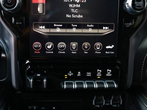 Used 2019 RAM 1500 Limited image 38