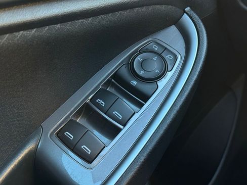 Used 2024 Chevrolet Malibu LT image 30