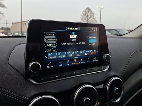 Used 2024 Nissan Sentra SV image 28